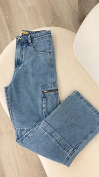 Calça Jeans Wide Leg Cargo