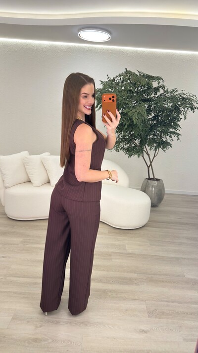 Foto Conjunto Debora