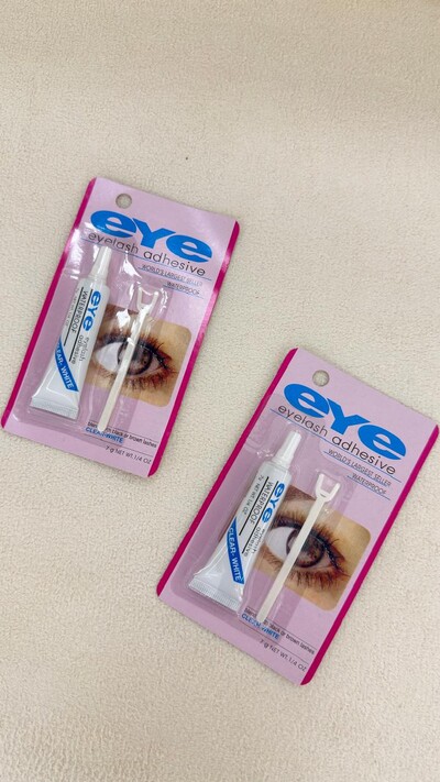 Foto Cola de Cílios