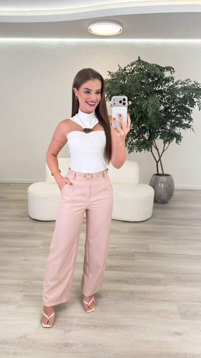 Foto Calça Alfaiataria Bell