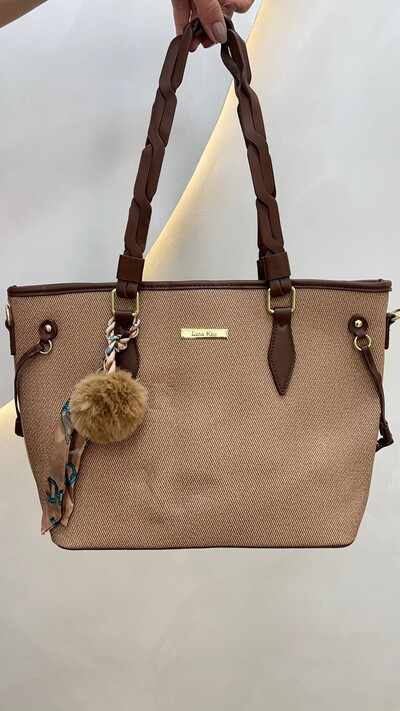 Foto Bolsa Josi