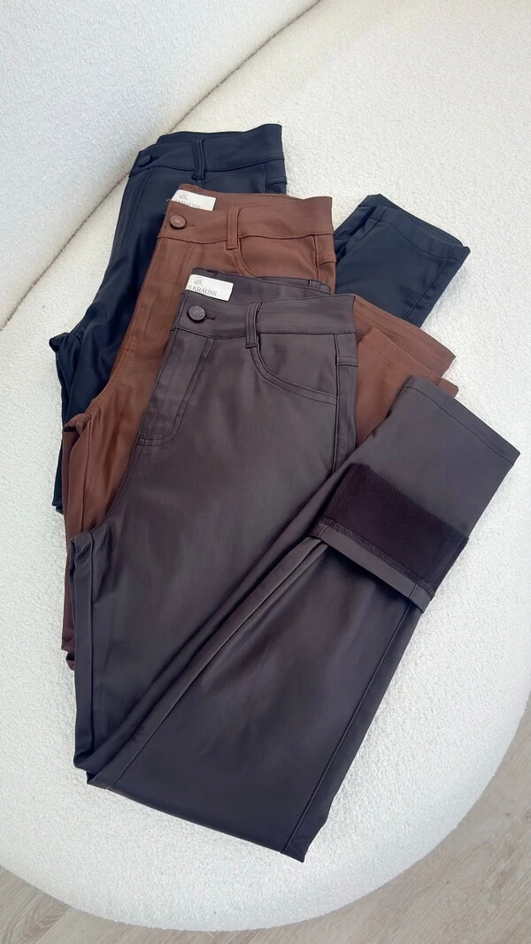 Calça Resinada Janice