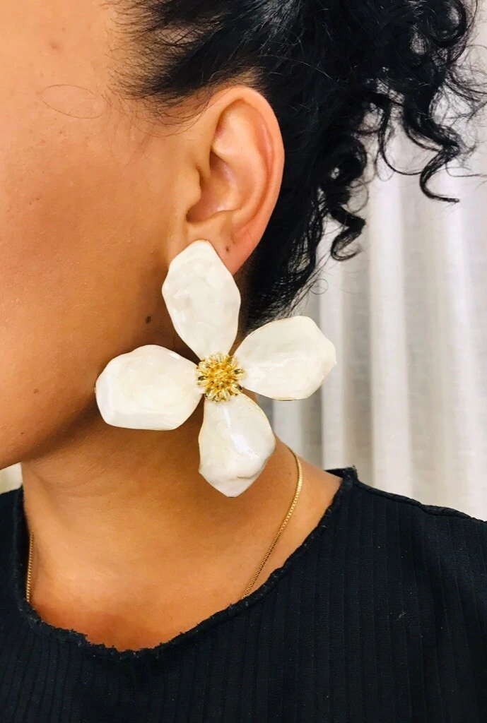 FotoBrinco Flor em Banho Ouro