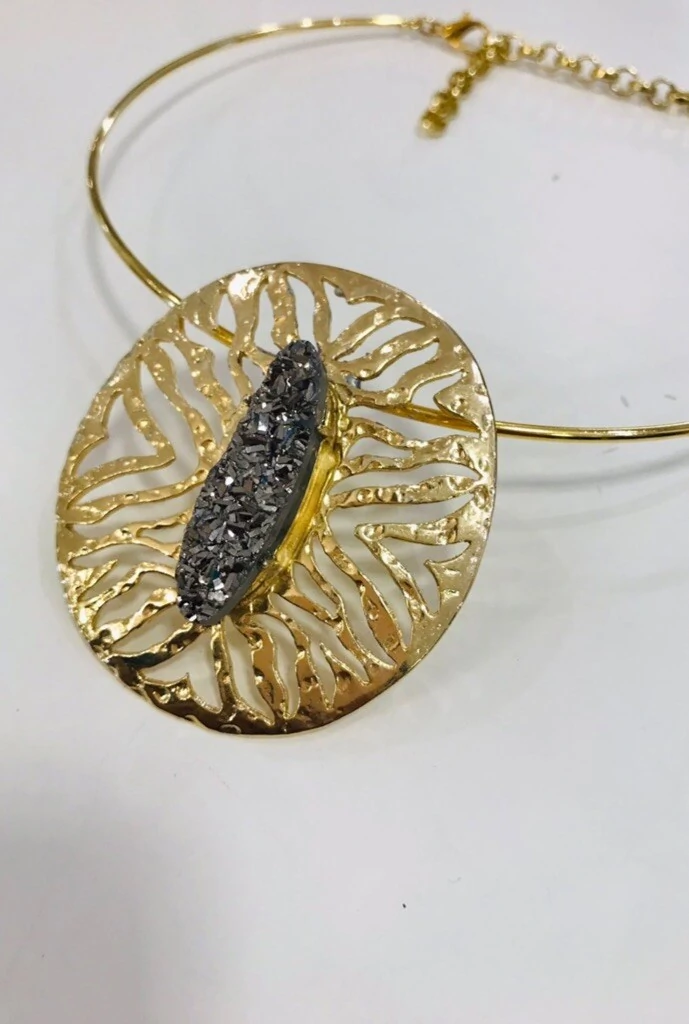 FotoGargantilha Drusa em Banho Ouro