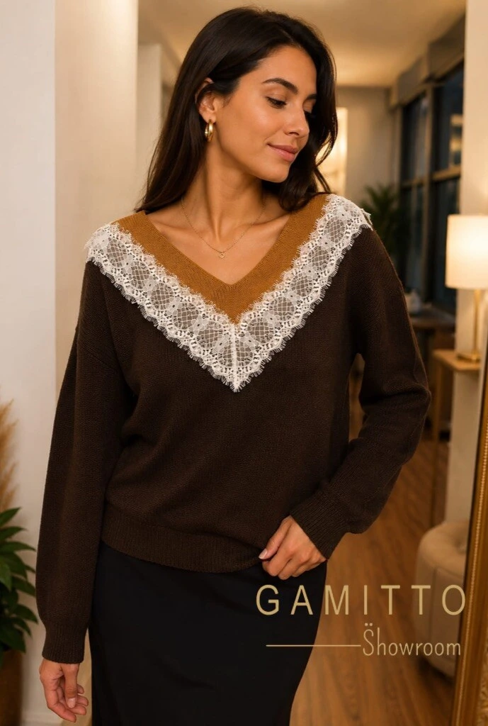 FotoBlusa em Tricot e Renda