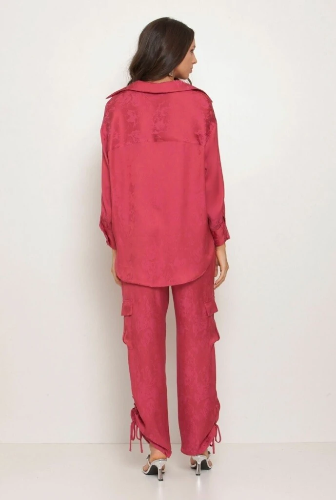 FotoCalça Cargo em Jacquard