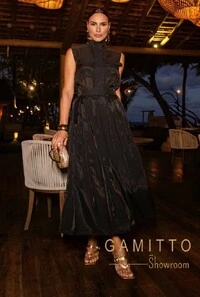 Conjunto Organza com Bolsos