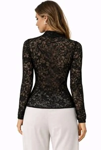 Blusa Renda Gola Alta