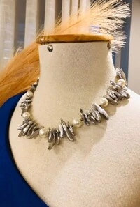 Colar Pérolas em Banho Ouro