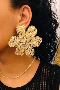 Brinco Flor em Banho Prata