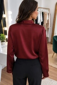 Camisa Curta em Cetim