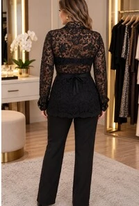Camisa em Renda