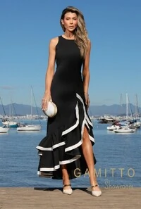 Vestido Mídi com Babados