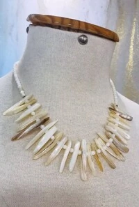 Colar Pedra Natural em Banho Ouro