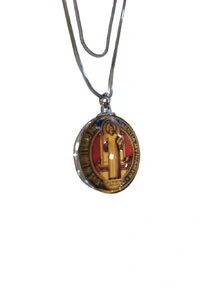 Colar Religioso em Banho Prata