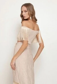 Blusa Ombro a Ombro Com Franjas