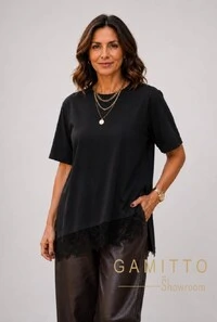 T-Shirt Com Renda