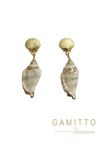 Brinco Conchas em Banho Ouro