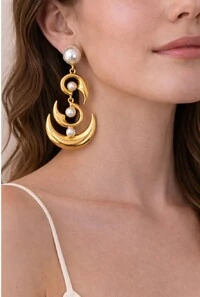 Brinco Pérolas em Banho Ouro