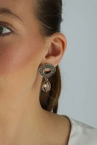 Brinco Cristais em Banho Ouro Vintage