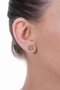 Brinco Tapa Furo em Banho Ouro Vintage