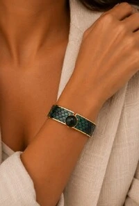 Bracelete Couro Exótico em Banho Ouro