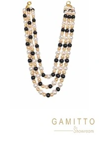 Colar Pérolas Três Voltas em Banho Ouro