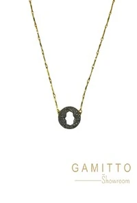 Colar Mão de Fátima Drusa em Banho Ouro