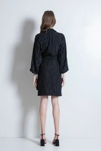 Vestido Curto Transpassado