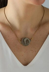 Colar Cristais em Banho Ouro Vintage