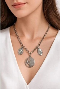 Colar Medalhas em Banho Prata