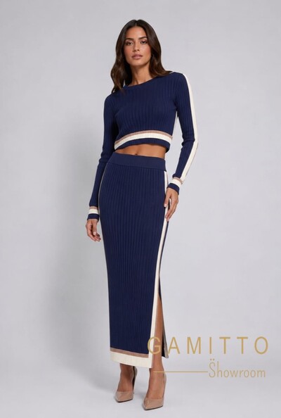 Foto Conjunto Azul Marinho em Tricot