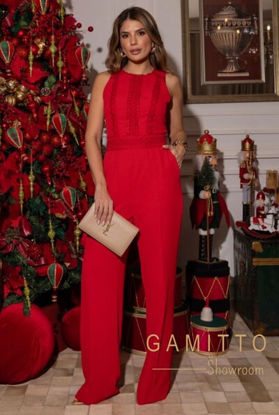 Foto Macacão Alfaiataria com Entremeio