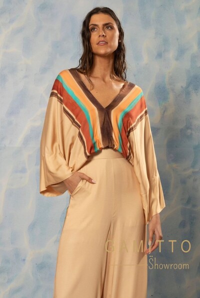 Foto Blusa Estampada Com Decote V