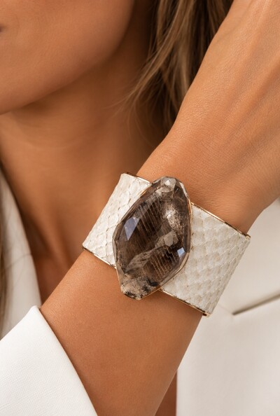 Foto Bracelete Couro Exótico em Banho Ouro