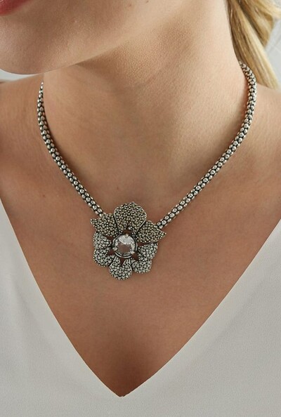 FotoColar Cristais em Banho Prata Vintage