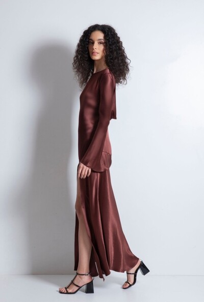 FotoVestido Longo em Cetim
