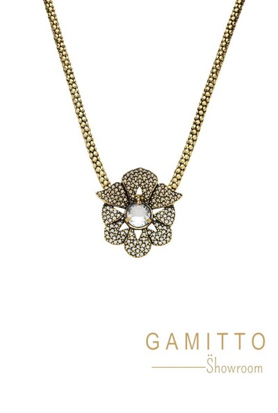 Foto Colar Cristais em Banho Ouro Vintage