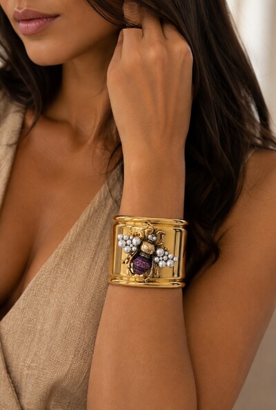 Foto Bracelete Pérolas e Cristais em Banho Ouro