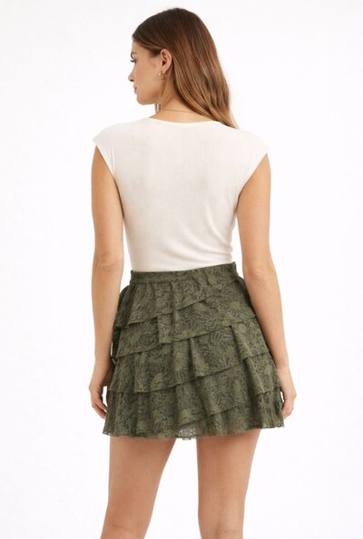 FotoSaia em Renda com Babados