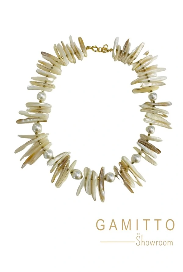 Colar Pérolas em Banho Ouro