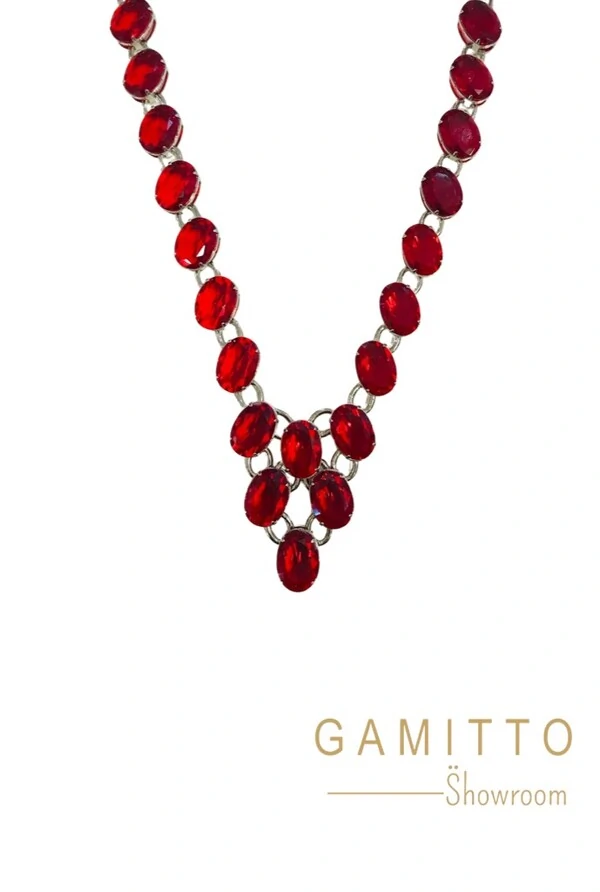 Colar Cristais em Banho Prata