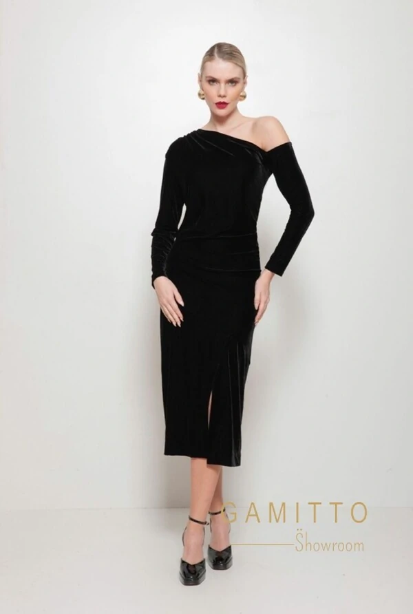 Vestido Midi em Veludo