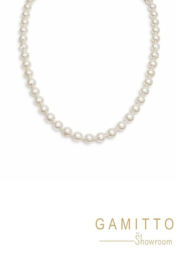 Colar De Pérolas em Banho Ouro