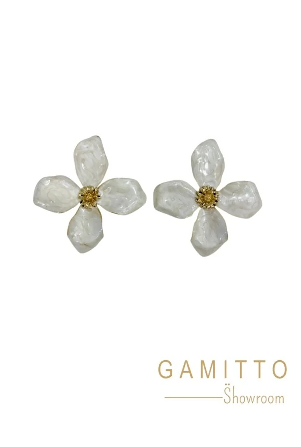 Brinco Flor em Banho Ouro