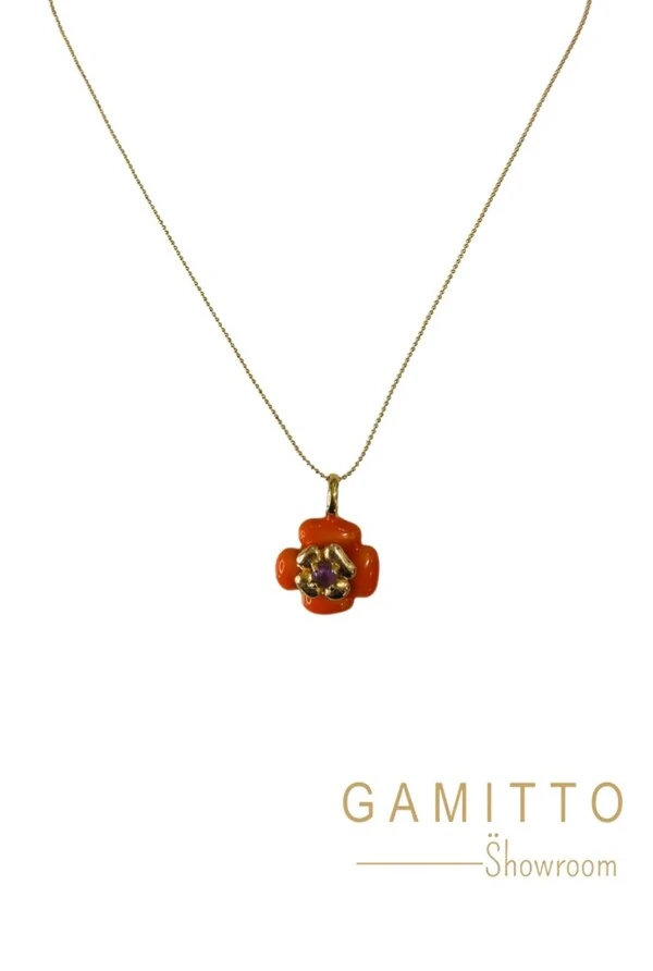 Colar Flor em Banho Ouro