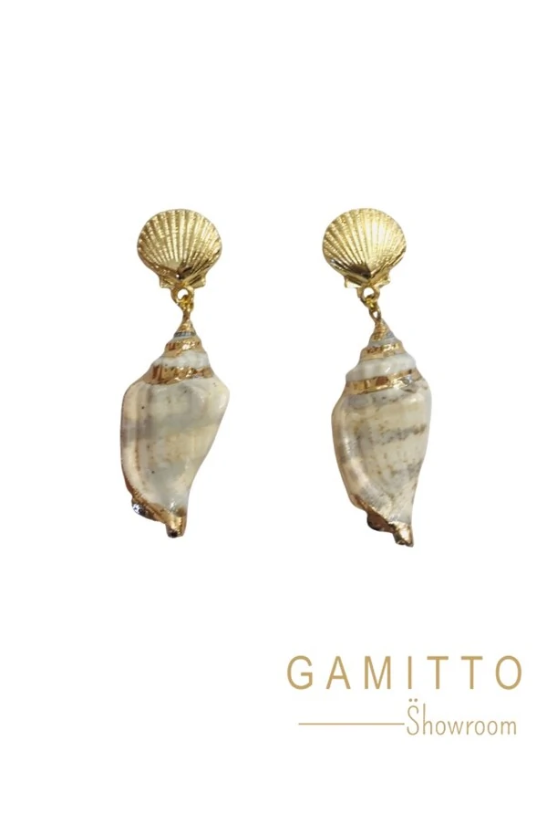 Brinco Conchas em Banho Ouro