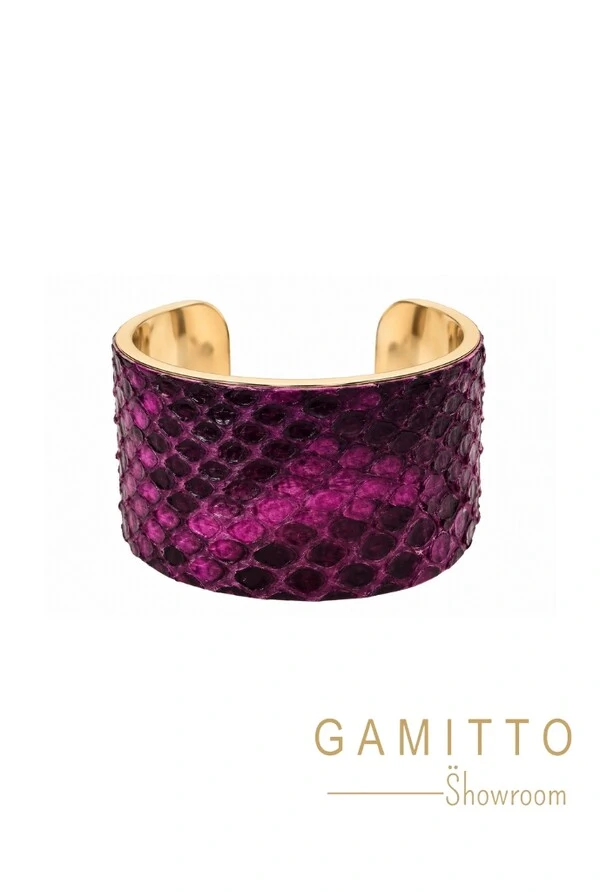 Bracelete Couro Exótico em Banho Ouro