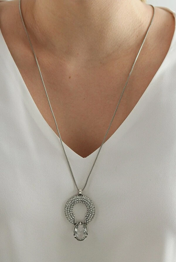 Colar Cristais em Banho Prata Vintage