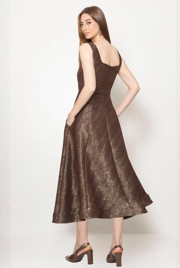 Vestido Decote Quadrado